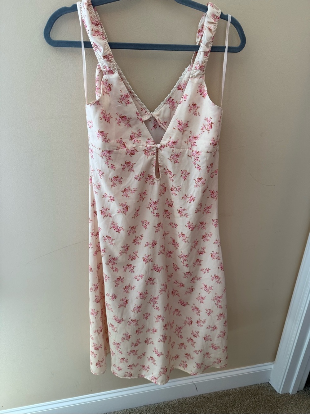 Monteau lingerie style slip floral cottagecore Dress size M - Picture 2 of 5